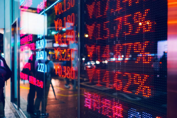 涨停炸板了，到底该走还是加仓？配资操盘手的回封反杀实战全攻略！